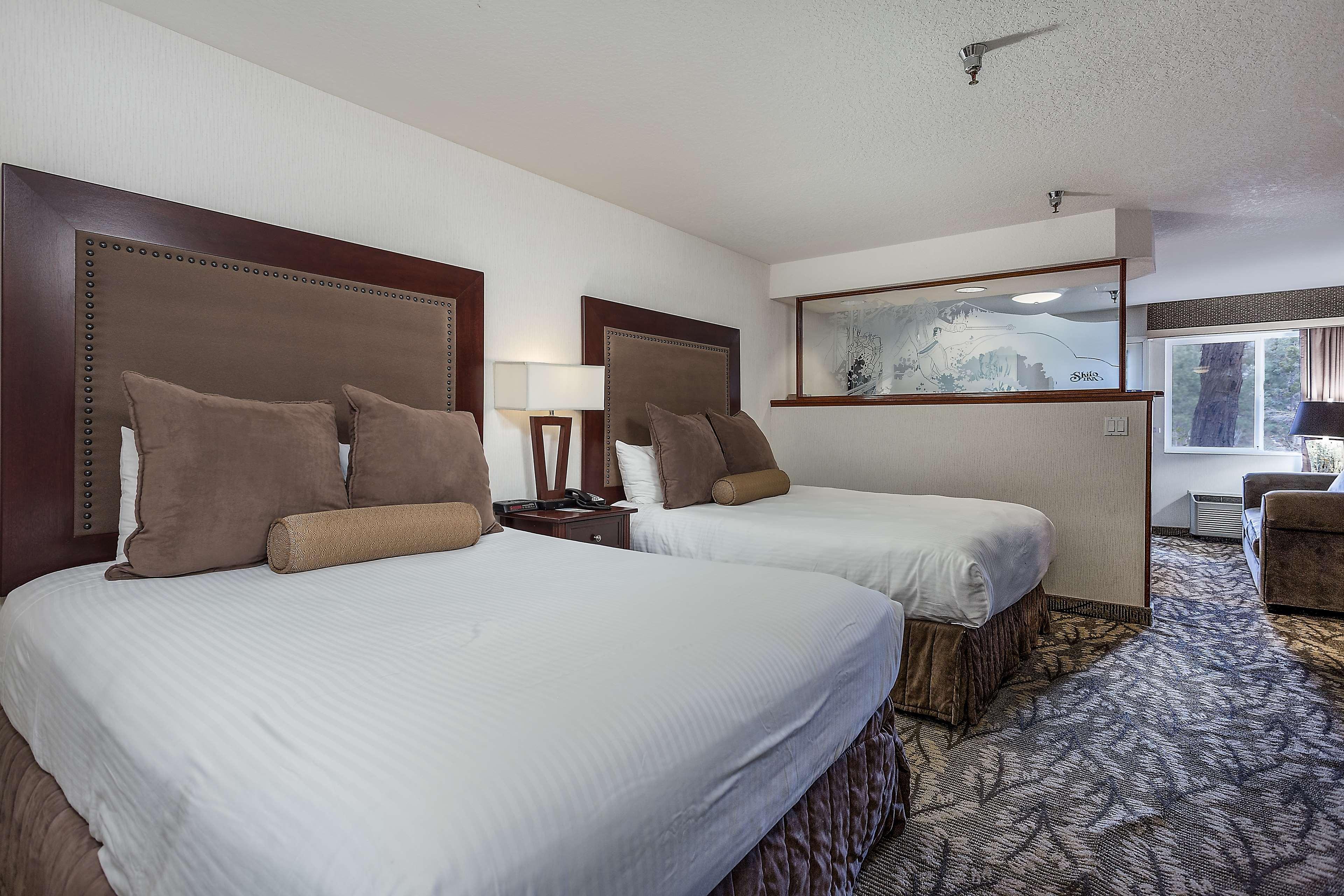 Shilo Inn Suites Hotel - Бенд Екстер'єр фото
