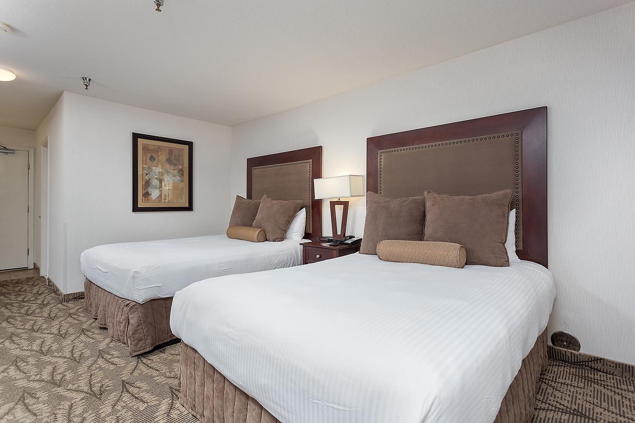 Shilo Inn Suites Hotel - Бенд Екстер'єр фото